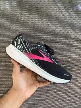 Brooks Ghost 14 Womens Running Shoes Black Pink Yucca 1203561B013 Size 11